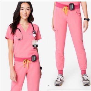Figs Scrubs Neon Pink Catarina Top, Zamora Joggers